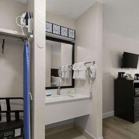 Quality Inn Sarasota I-75 Luaran gambar